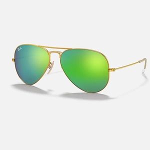 Green Mirror Ray-Ban Aviator Sunglasses